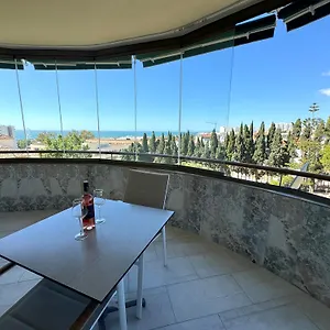 amplia-terraza-con-maravillosas-vistas-muy-cerca-de-la-playa.hotelsinnerja.org/